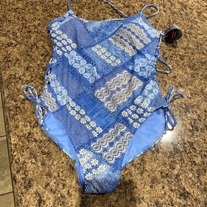 No boundaries  Swim wear for girl’s